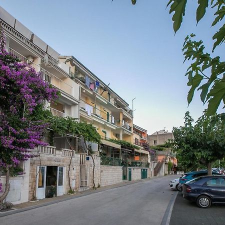 Apartment By The Sea Подгора Экстерьер фото