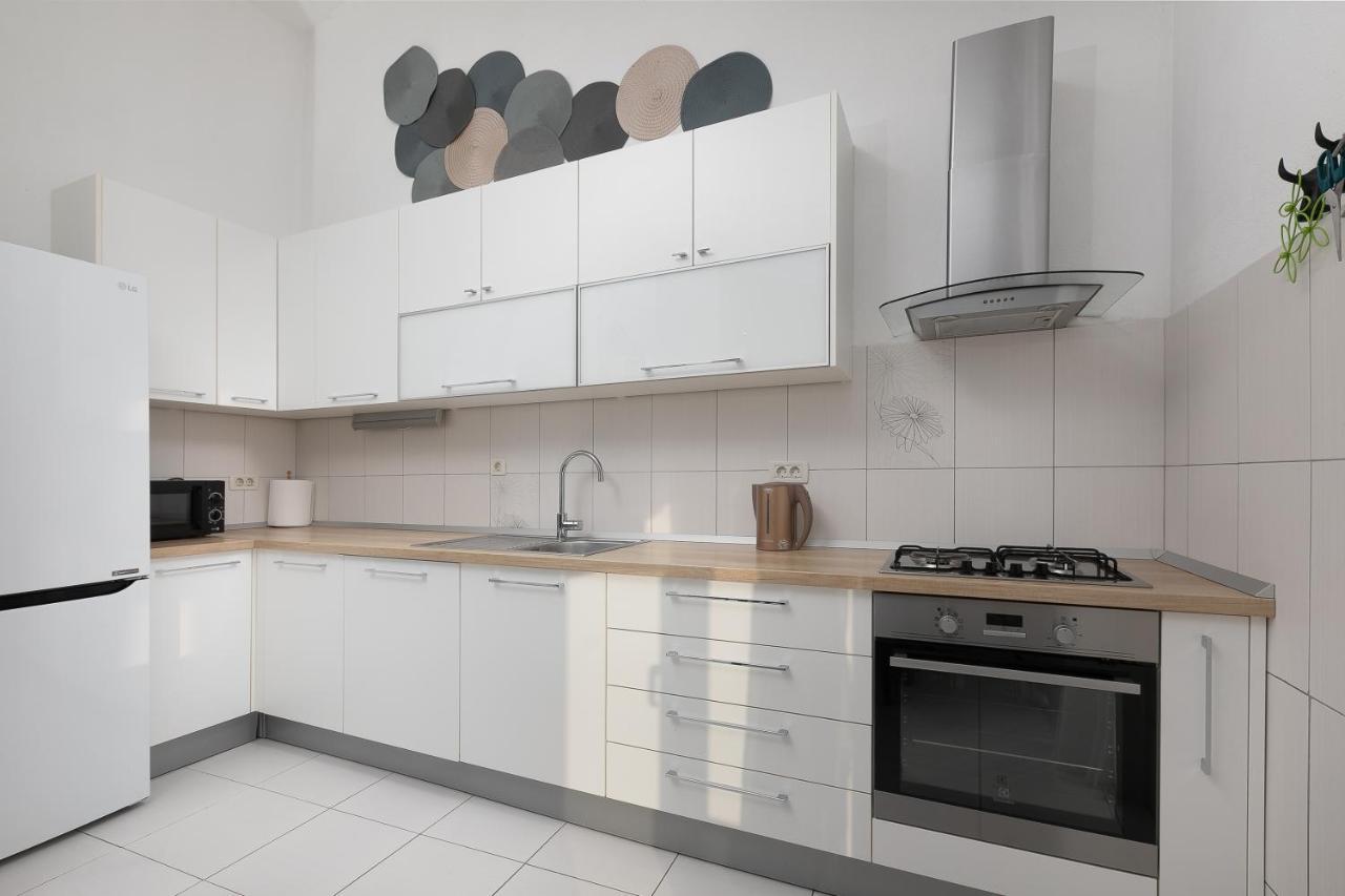 Apartment By The Sea Подгора Экстерьер фото